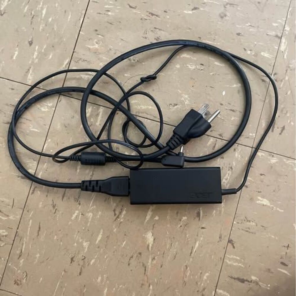 45W AC Adapter Charger for Acer A13-045N2A, 3 mm*1.1mm - Picture 2 of 3